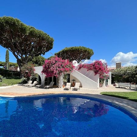 Traditional 3 Bedroom Villa With Great Pool In The Heart Of فالي دو لوبو المظهر الخارجي الصورة